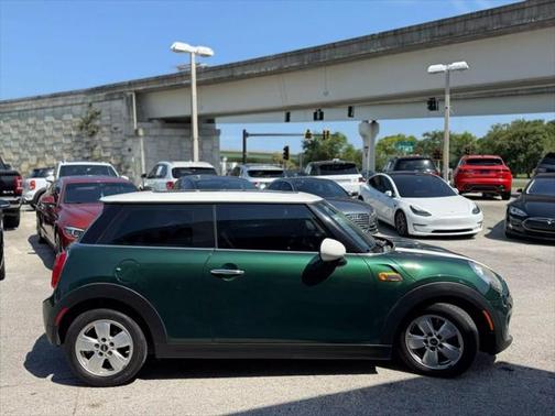 2016 MINI Hardtop Cooper