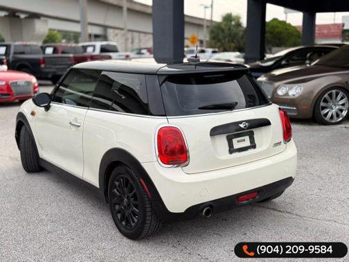 2017 MINI Hardtop Cooper