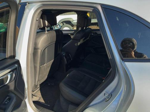 2017 Porsche Macan GTS