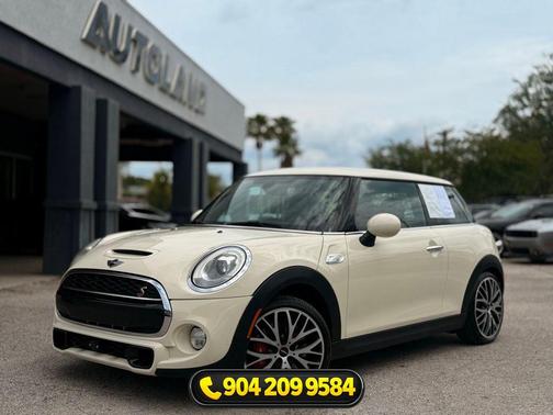 Pepper White 2017 MINI Hardtop Cooper S