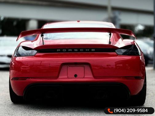 2021 Porsche 718 Cayman GT4