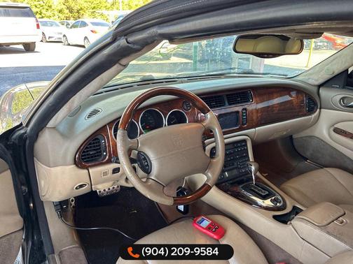 2005 Jaguar XKR Base