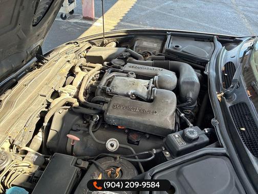 2005 Jaguar XKR Base