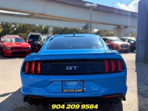 Grabber Blue Metallic 2022 Ford Mustang GT Premium