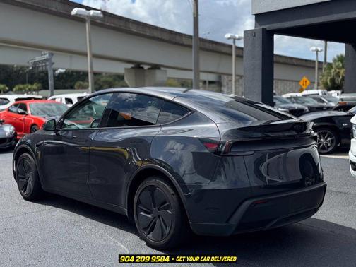 Stealth Grey 2026 Tesla Model Y Premium Rear-Wheel Drive