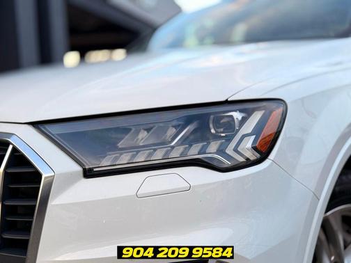 Carrara White 2020 Audi Q7 45 Premium Plus