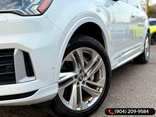 2020 Audi Q7 45 Premium Plus