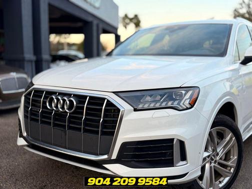 Carrara White 2020 Audi Q7 45 Premium Plus