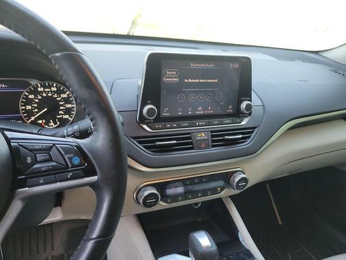 2020 Nissan Altima 2.5 SL