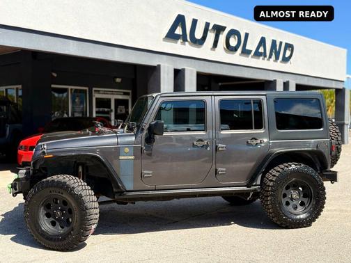 Granite Crystal Metallic Clearcoat 2016 Jeep Wrangler Unlimited Freedom