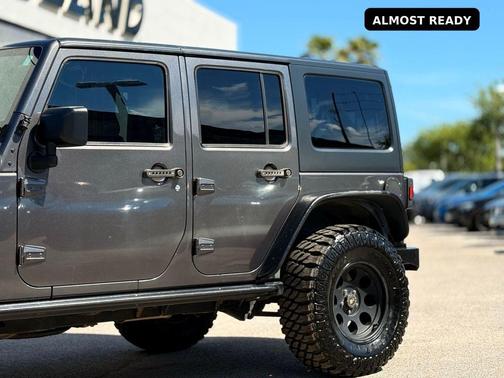 Granite Crystal Metallic Clearcoat 2016 Jeep Wrangler Unlimited Freedom