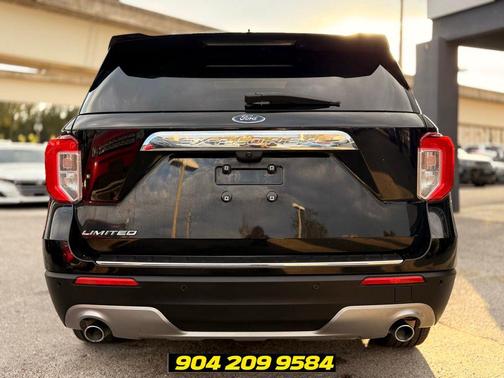Black Metallic 2021 Ford Explorer Limited