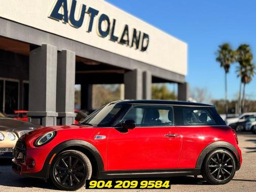 Chili Red 2019 MINI Hardtop Cooper S