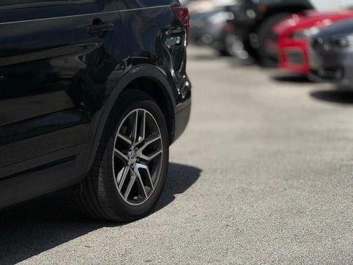 2017 Ford Explorer sport