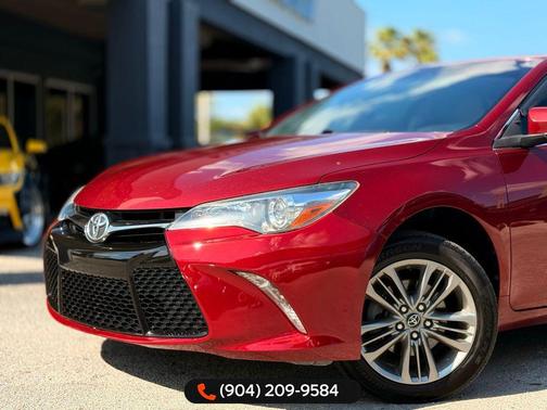 Ruby Flare Pearl 2017 Toyota Camry SE