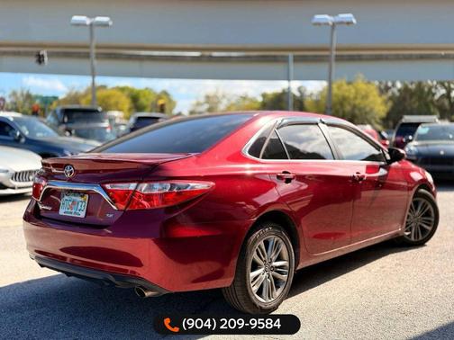 2017 Toyota Camry SE