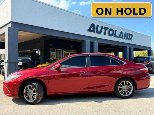 Ruby Flare Pearl 2017 Toyota Camry SE