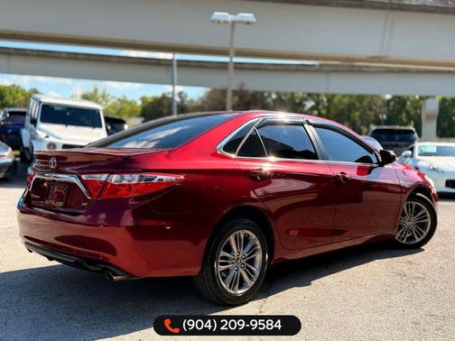 Ruby Flare Pearl 2017 Toyota Camry SE