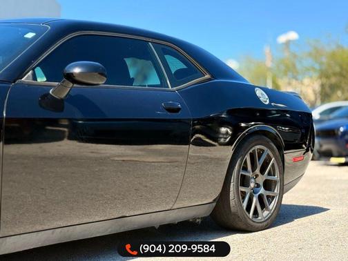 Pitch Black Clearcoat 2016 Dodge Challenger R/T Scat Pack