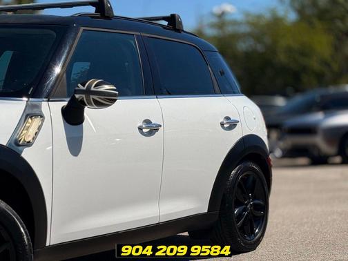 Light White 2014 MINI Countryman Cooper S