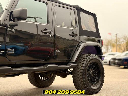 Black Clearcoat 2017 Jeep Wrangler Unlimited Sahara