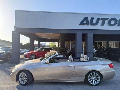2013 BMW 328 328i Convertible 2D