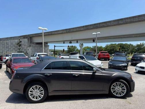 2014 Chrysler 300C John Varvatos Luxury