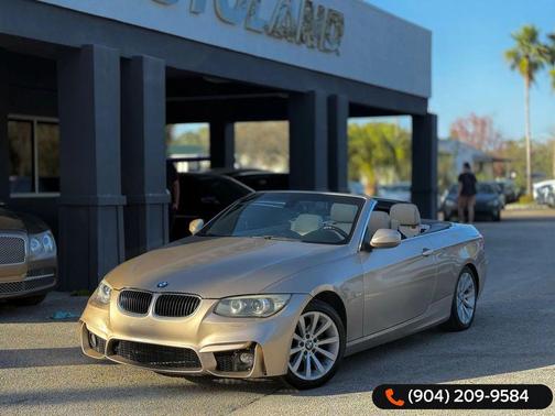 2013 BMW 328 328i Convertible 2D