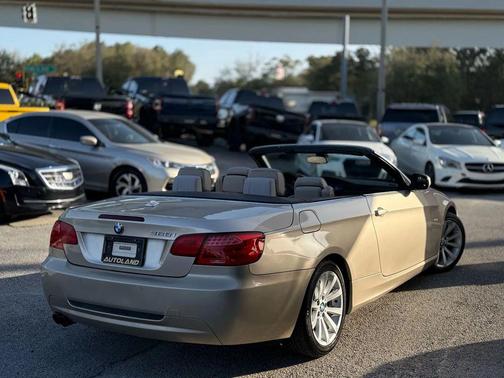 2013 BMW 328 328i Convertible 2D