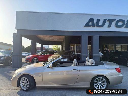 2013 BMW 328 328i Convertible 2D