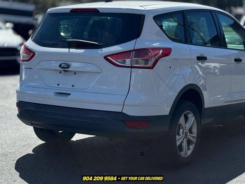 Oxford White 2016 Ford Escape S