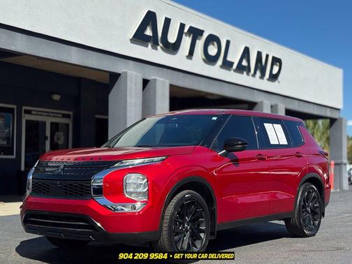Red Diamond 2022 Mitsubishi Outlander SE Black Edition