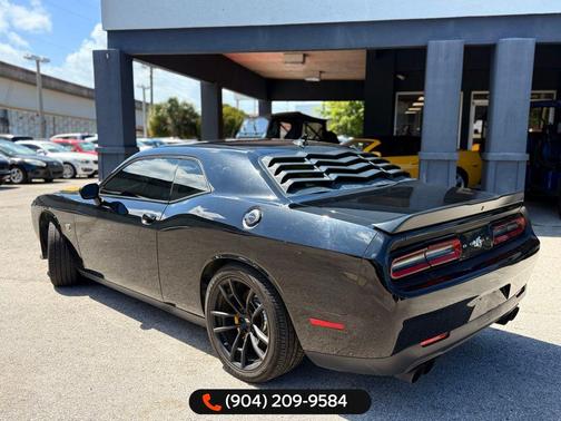 Pitch Black Clearcoat 2021 Dodge Challenger R/T Scat Pack