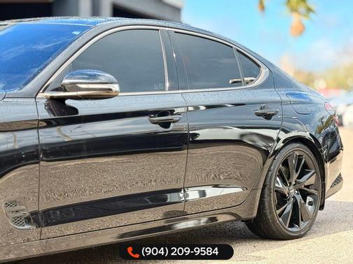 2023 Genesis G70 2.0T RWD