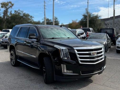 2018 Cadillac Escalade Base