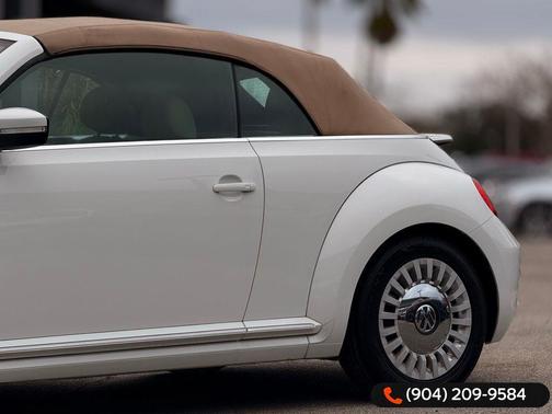 2014 Volkswagen Beetle Auto 1.8T w/Tech