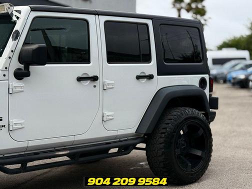 Bright White Clearcoat 2016 Jeep Wrangler Unlimited Sport
