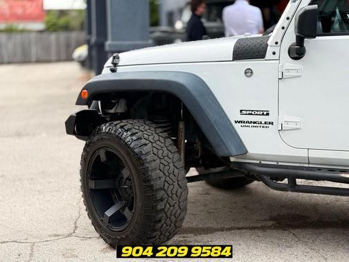 Bright White Clearcoat 2016 Jeep Wrangler Unlimited Sport