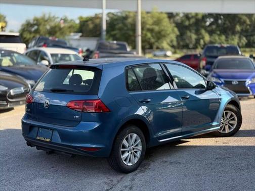 2016 Volkswagen Golf TSI S 4-Door