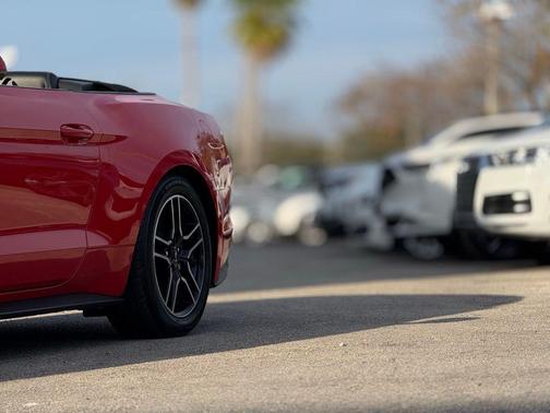 2020 Ford Mustang EcoBoost Premium