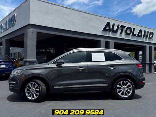 Magnetic Gray Metallic 2017 Lincoln MKC Select