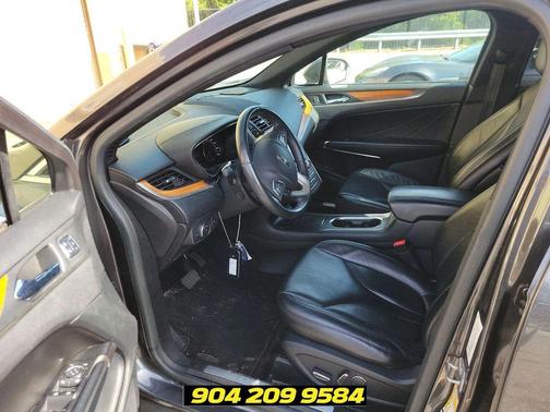 Magnetic Gray Metallic 2017 Lincoln MKC Select