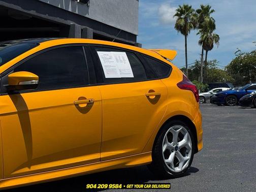 Tangerine Scream 2014 Ford Focus ST