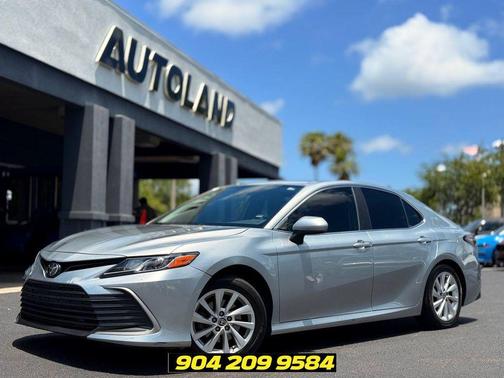 Celestial Silver Metallic 2022 Toyota Camry LE