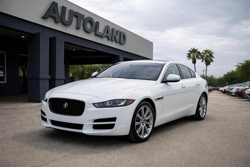 2019 Jaguar XE 25t