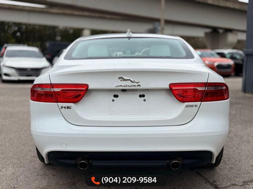 2019 Jaguar XE 25t