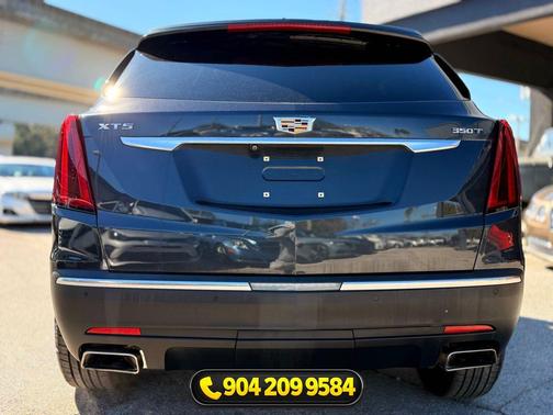 Wilder Metallic 2021 Cadillac XT5 Luxury