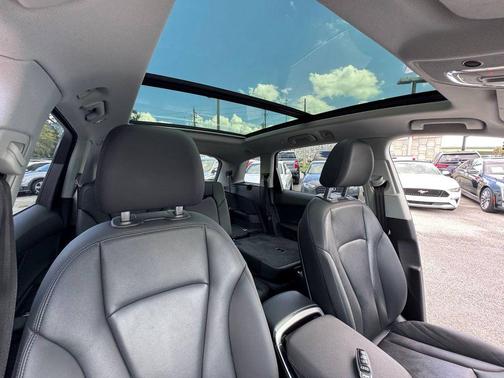2022 Audi Q7 45 Premium