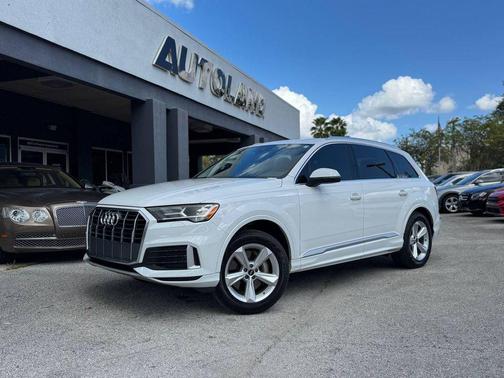 2022 Audi Q7 45 Premium