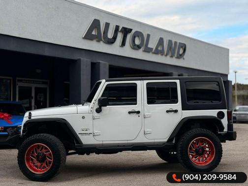 2017 Jeep Wrangler Unlimited Sahara